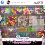 Zestaw koralików ok. 230szt, żyłka el. 120cm, pud. 29,5x22,5x2,5cm PJ-2036 *2036*