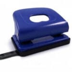 Dziurkacz. Dziurkuje 20 kartek. *3965*1869*1852*1913*1920*1845*1838*