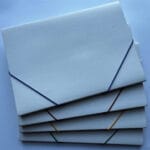 PROMO Teczka kartonowa z kolorową gumką biała przestrzenna A4 *2418*