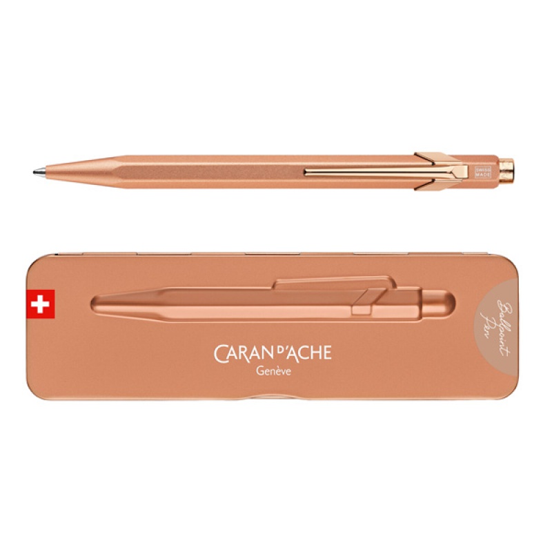 315383-191890-dlugopis_caran_d_ache_849_brut_rose_m_w_pude-800w Długopis CARAN D'ACHE 849 Brut Rose, M, w pudełku, różowe złoto - obrazek 1