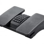Podnóżek Q-CONNECT, 430x320mm, z oddzielnymi platformami na nogi, masażer, czarny