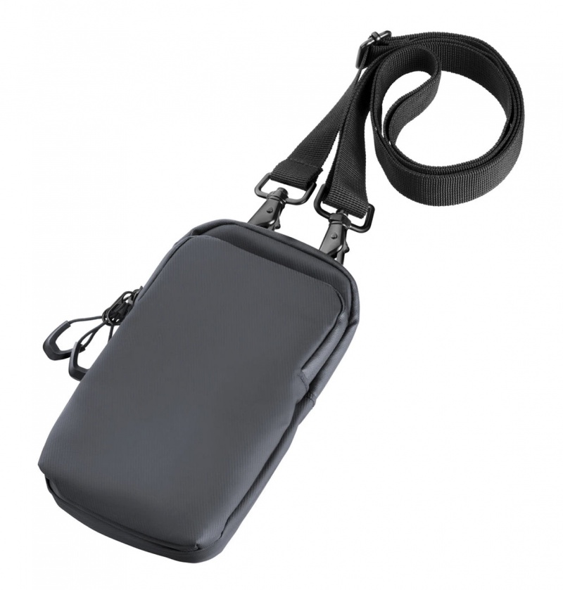 404606-414170-etui_na_telefon_troika_black_smartbag_na_smy-800w Etui na telefon TROIKA Black Smartbag na smyczy, czarne - obrazek 1
